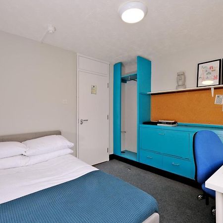 Cooper Court Apartment Aberdeen Bagian luar foto