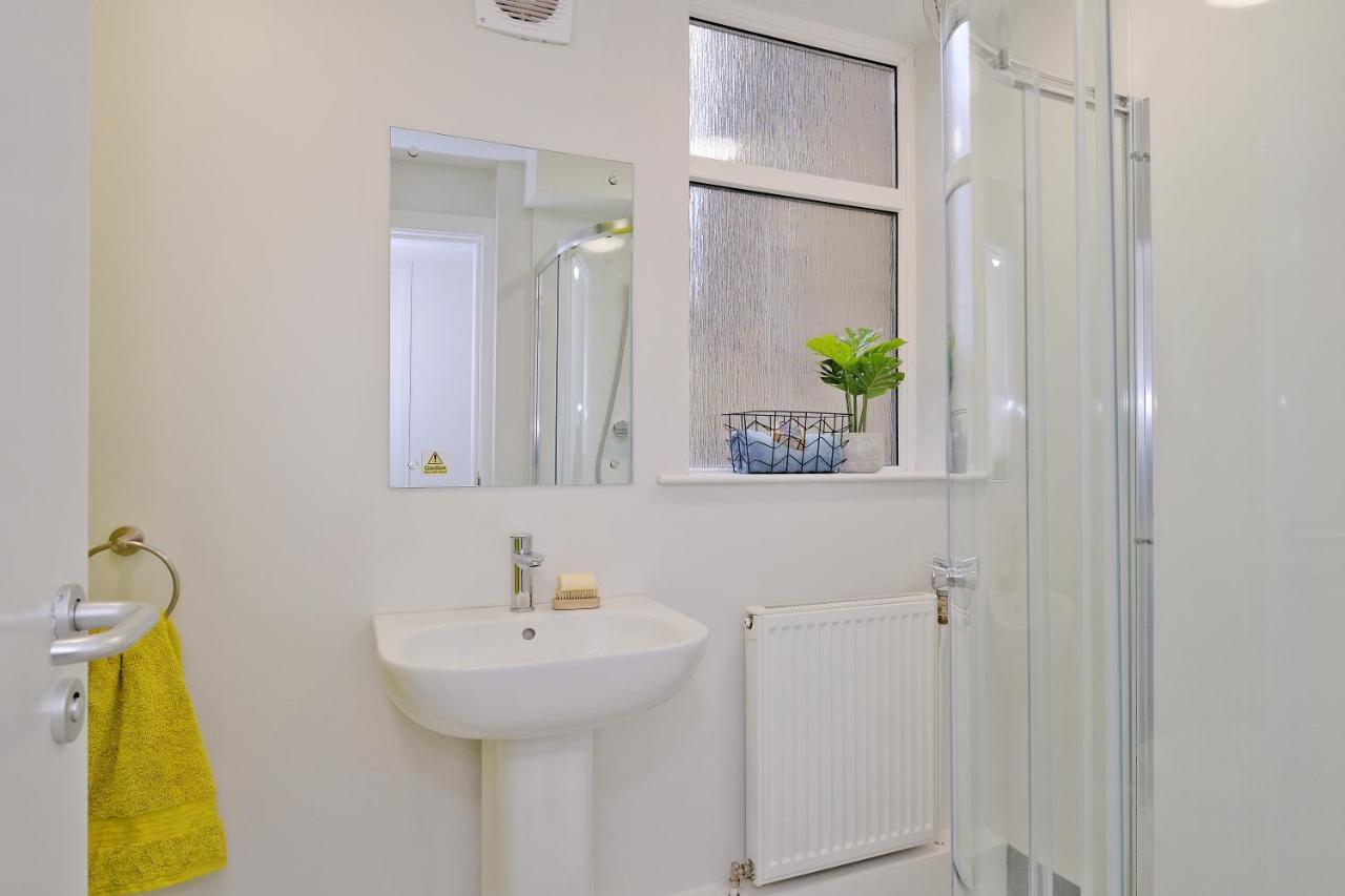 Cooper Court Apartment Aberdeen Bagian luar foto