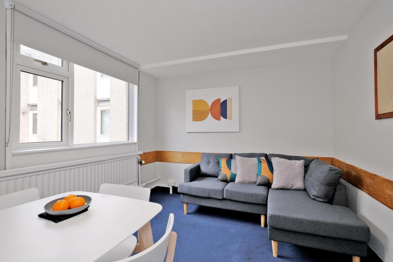 Cooper Court Apartment Aberdeen Bagian luar foto