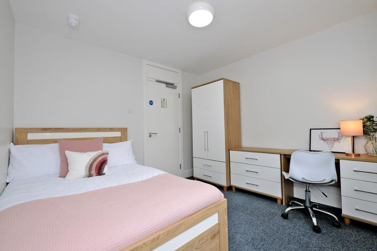 Cooper Court Apartment Aberdeen Bagian luar foto