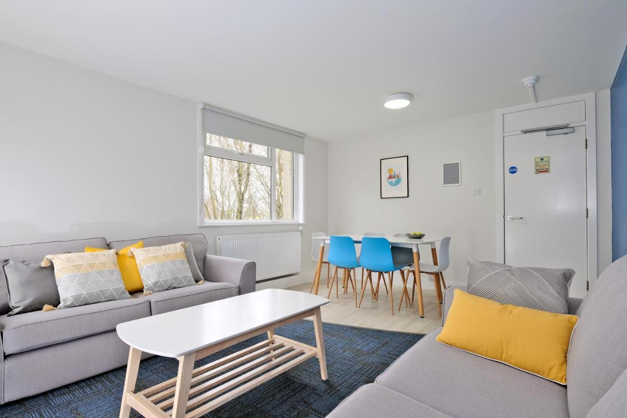 Cooper Court Apartment Aberdeen Bagian luar foto