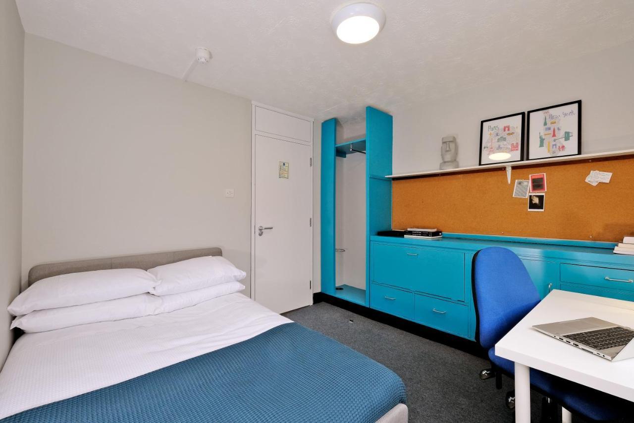 Cooper Court Apartment Aberdeen Bagian luar foto